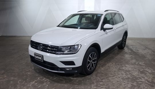 Volkswagen • Tiguan