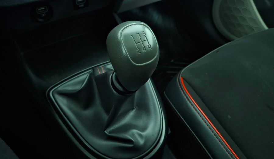 Hyundai Grand I10 1.2 PLUS Sedan 2022