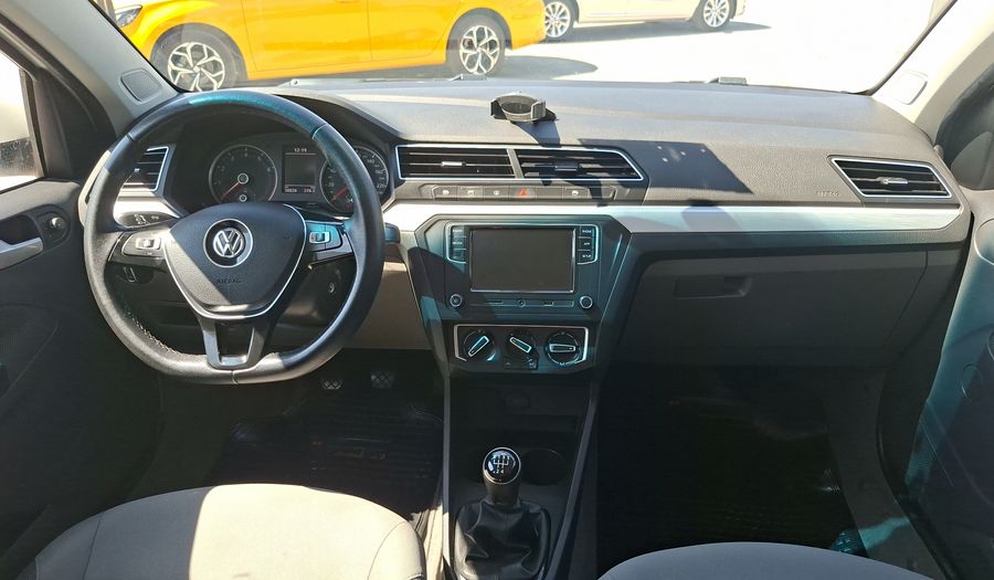 Volkswagen Gol 1.6 HIGHLINE Hatchback 2021