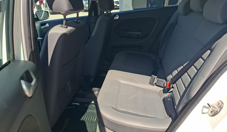 Volkswagen Gol 1.6 HIGHLINE Hatchback 2021