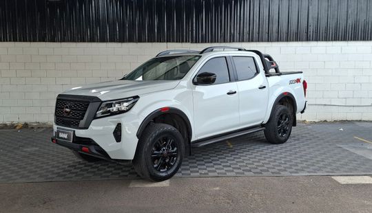 Nissan • Frontier