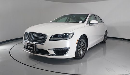Lincoln • MKZ