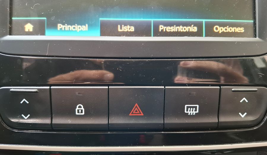 Renault Kwid 1.0 ICONIC Hatchback 2020