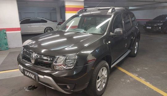 Renault • Duster