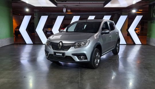 Renault • Sandero