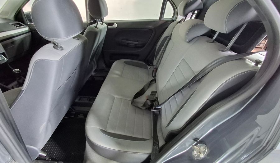 Volkswagen Gol 1.6 HIGHLINE Hatchback 2019