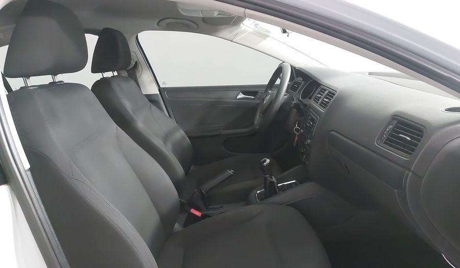 Volkswagen Jetta 2.0 MT Sedan 2017