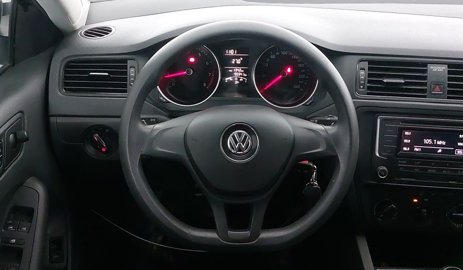 Volkswagen Jetta 2.0 MT Sedan 2017