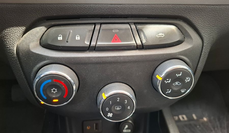Chevrolet Onix 1.4 LT Hatchback 2018