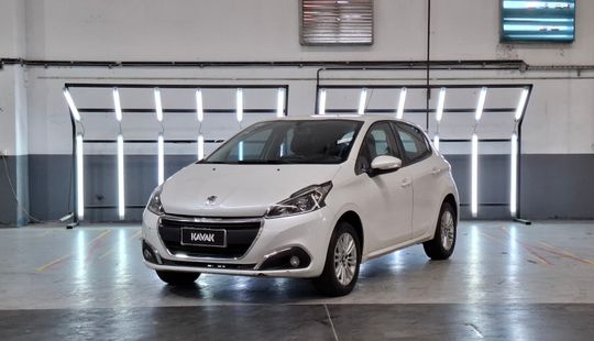 Peugeot • 208