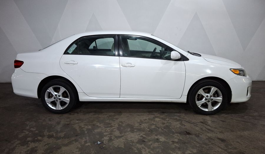 Toyota Corolla 1.8 XLE AT Sedan 2012