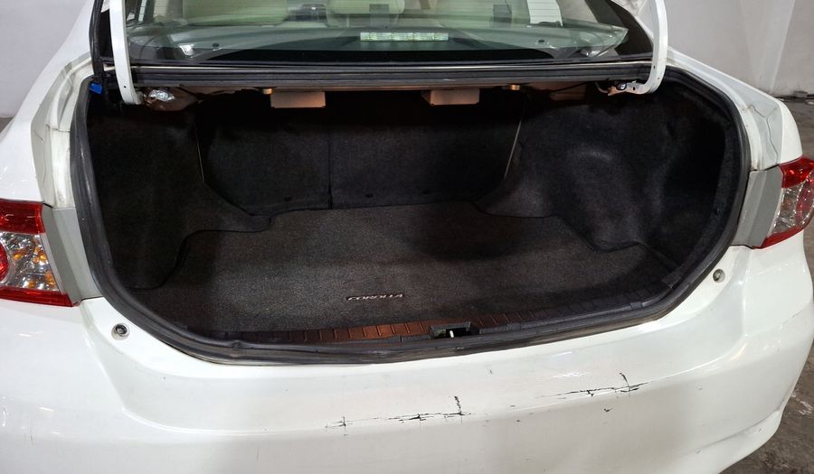 Toyota Corolla 1.8 XLE AT Sedan 2012