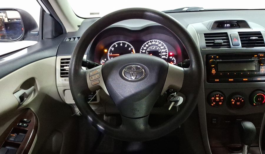 Toyota Corolla 1.8 XLE AT Sedan 2012