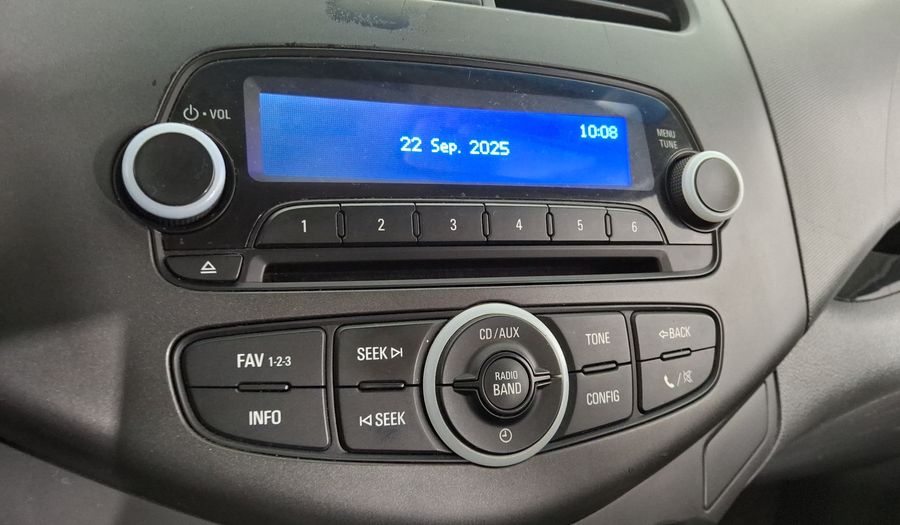 Chevrolet Spark Classic 1.2 LT B MT Hatchback 2017