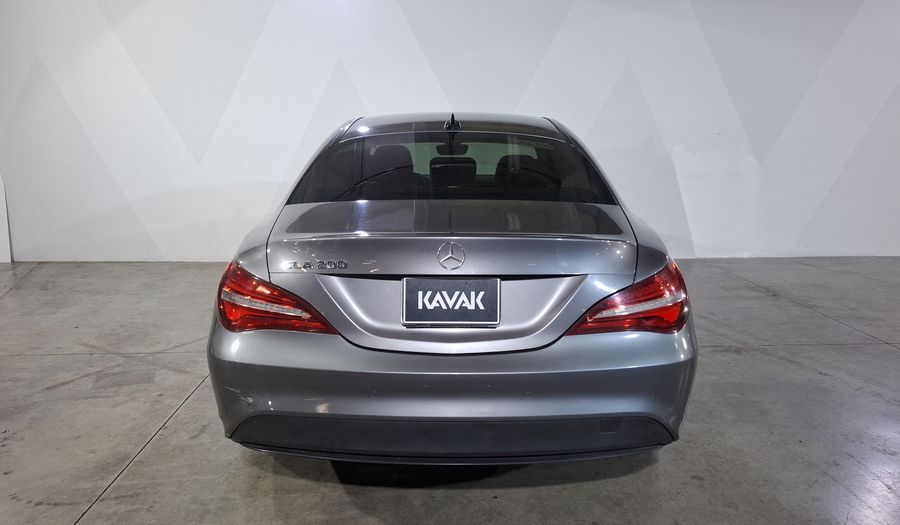 Mercedes Benz Clase Cla 1.6 CLA 200 SPORT DCT Coupe 2019