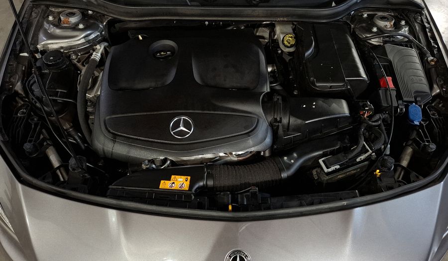 Mercedes Benz Clase Cla 1.6 CLA 200 SPORT DCT Coupe 2019
