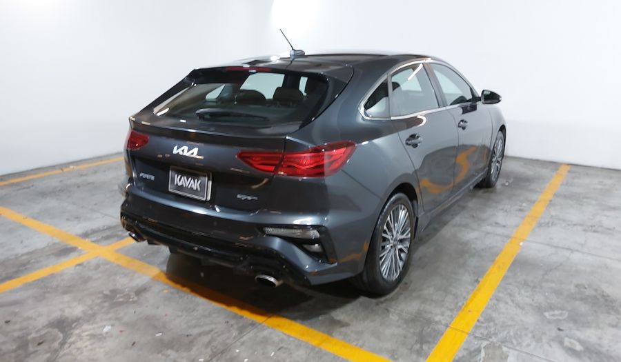Kia Forte 1.6 GT DCT Hatchback 2022