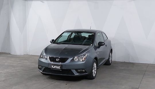 2016 • 82,660 km • Manual