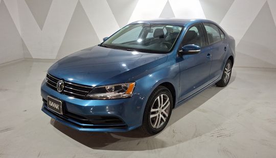 Volkswagen • Jetta