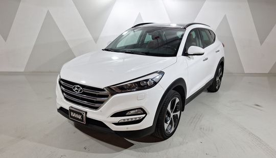 Hyundai • Tucson