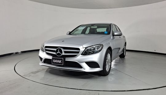 Mercedes Benz • Clase C