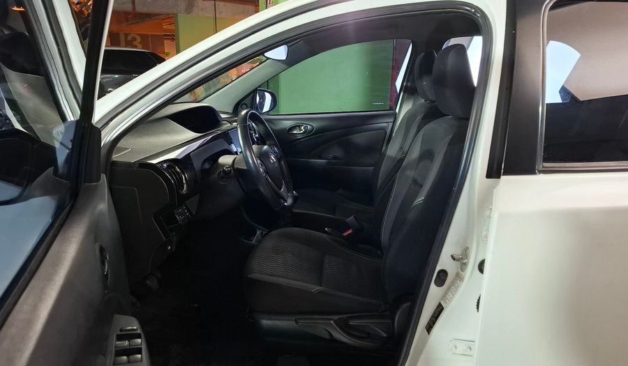 Toyota Etios 1.5 XLS Hatchback 2017