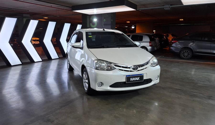Toyota Etios 1.5 XLS Hatchback 2017