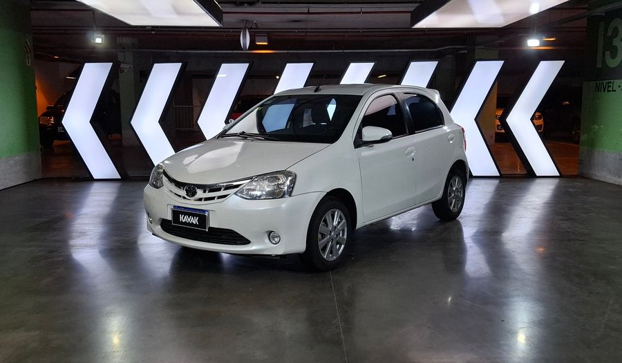 Toyota Etios 1.5 XLS Hatchback 2017
