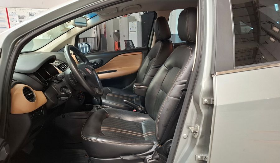 Fiat Linea 1.7 ABSOLUTE 16V MT Sedan 2016