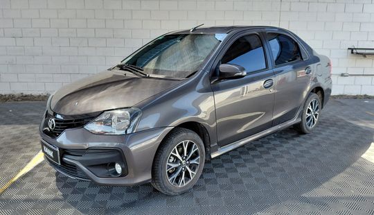 Toyota • Etios