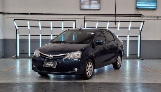 Toyota • Etios