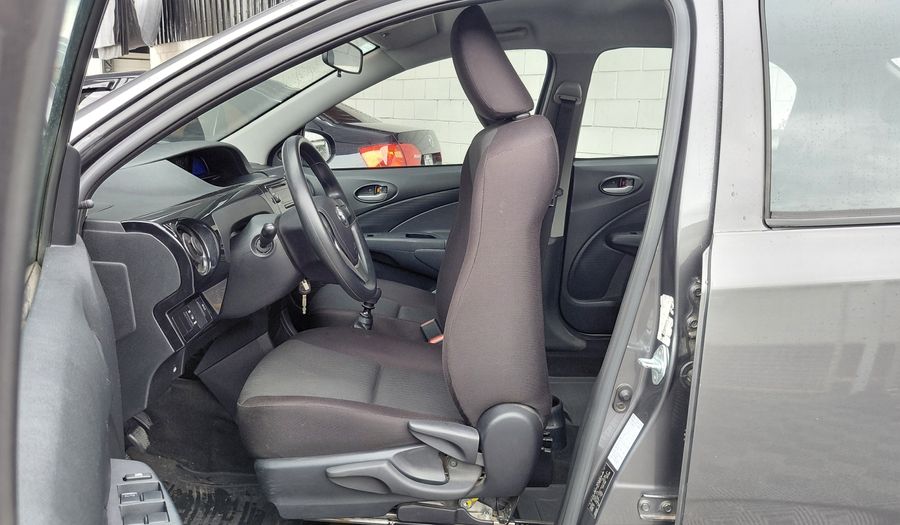 Toyota Etios 1.5 X Sedan 2023