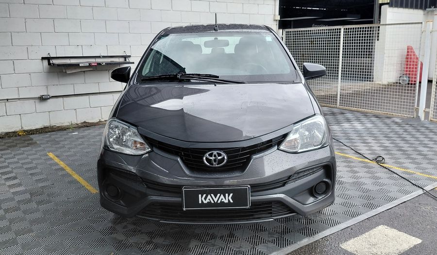 Toyota Etios 1.5 X Sedan 2023