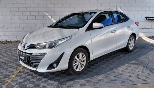 Toyota • Yaris