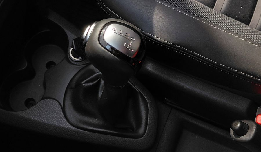 Renault Sandero 1.6 INTENS CVT Hatchback 2024