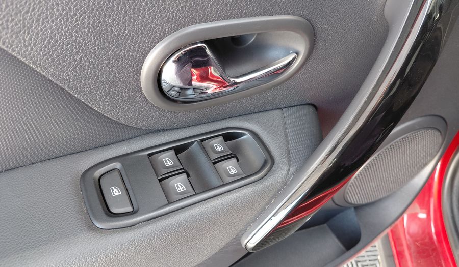 Renault Sandero 1.6 INTENS CVT Hatchback 2024