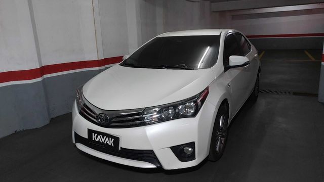 Toyota • Corolla