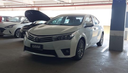 Toyota • Corolla