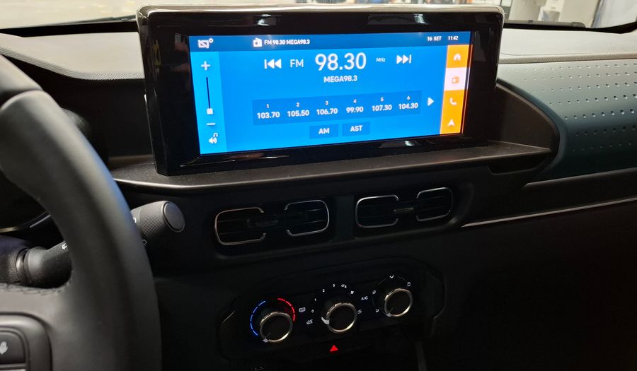 Citroen C3 1.6 FIRST EDITION AUTO Hatchback 2024