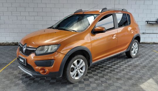 Renault • Sandero Stepway