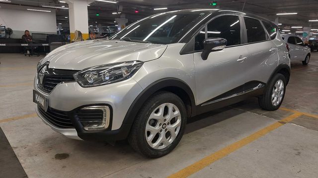 Renault • Captur
