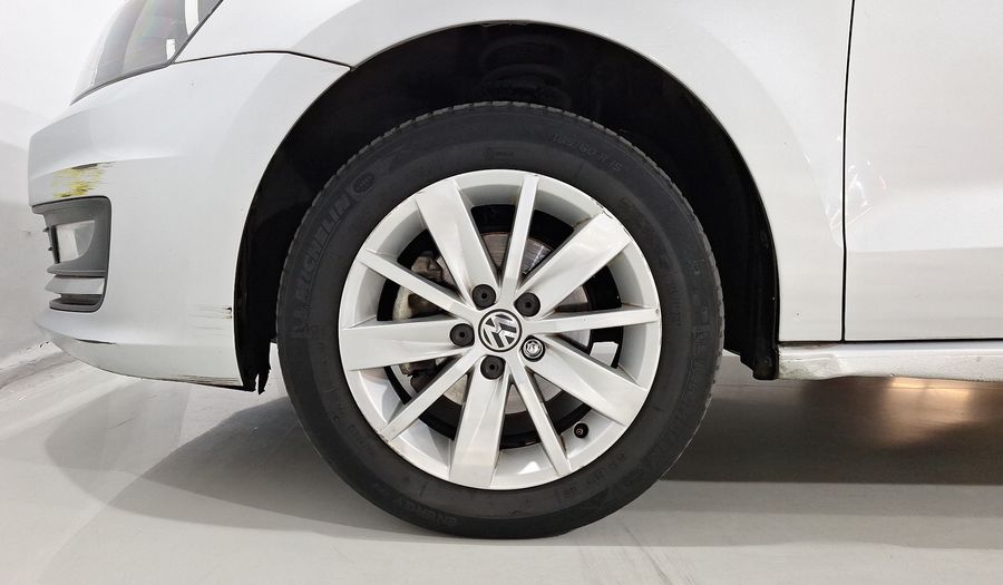 Volkswagen Vento 1.6 HIGHLINE TIPTRONIC Sedan 2017