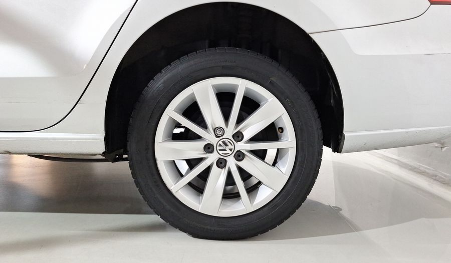 Volkswagen Vento 1.6 HIGHLINE TIPTRONIC Sedan 2017