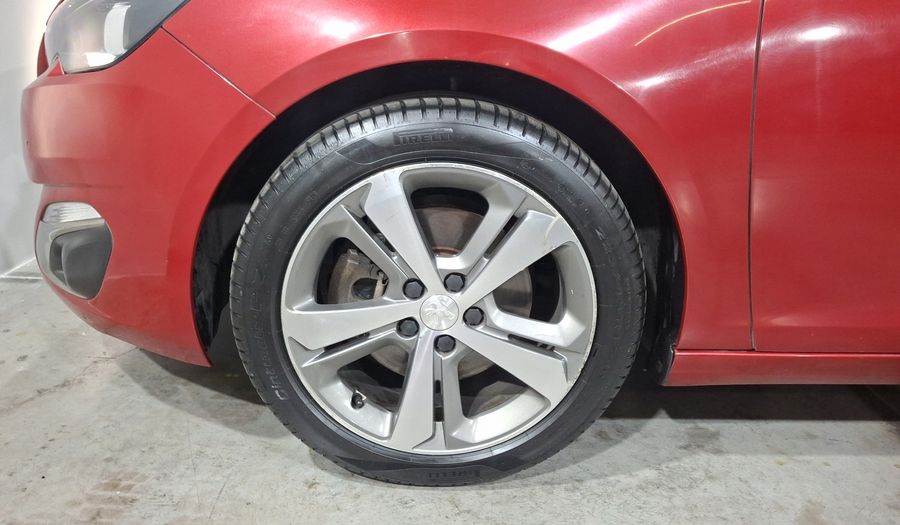 Peugeot 308 1.6 FELINE AT Hatchback 2016