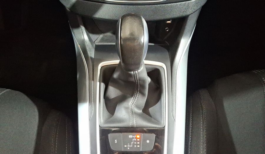 Peugeot 308 1.6 FELINE AT Hatchback 2016