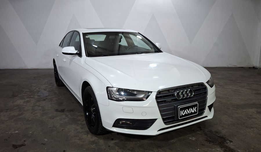 Audi A4 2.0 TFSI TRENDY PLUS S TRONIC QUATTRO Sedan 2015
