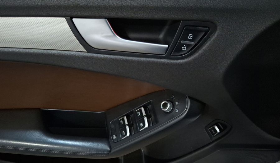 Audi A4 2.0 TFSI TRENDY PLUS S TRONIC QUATTRO Sedan 2015
