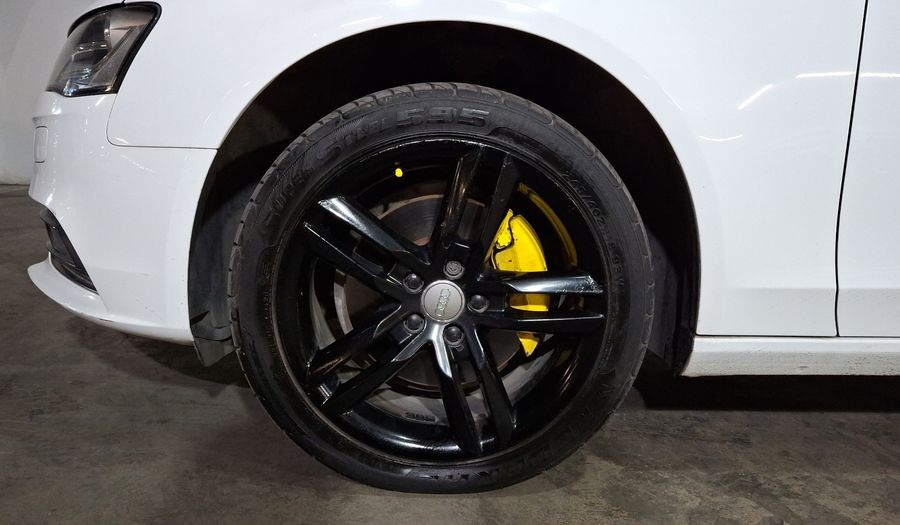 Audi A4 2.0 TFSI TRENDY PLUS S TRONIC QUATTRO Sedan 2015