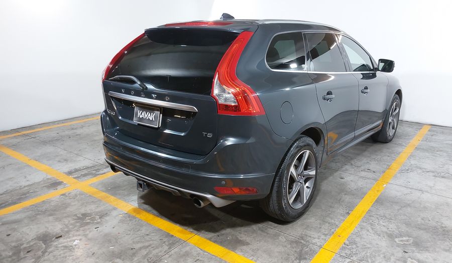 Volvo Xc60 2.0 MOMENTUM RD T5 AT Suv 2015