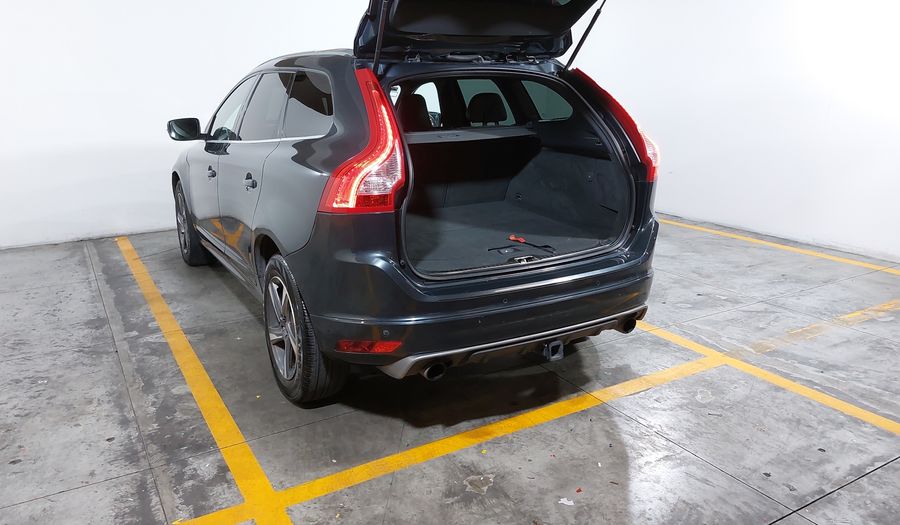 Volvo Xc60 2.0 MOMENTUM RD T5 AT Suv 2015